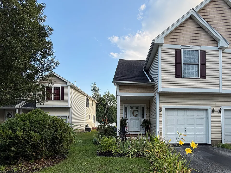 319 Farrwood Dr
