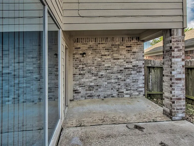 4014 Wren Brook Ct — Photo 8