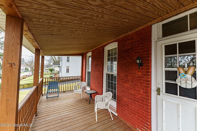 4th image of 255 S Main Street