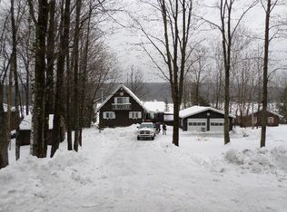 606 Lake Rd, Chateaugay, NY 12920