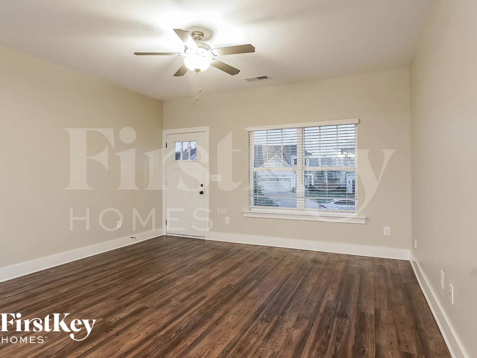 3 bed, 2.5 bath, 1406 sqft, $2,490 — Photo 2