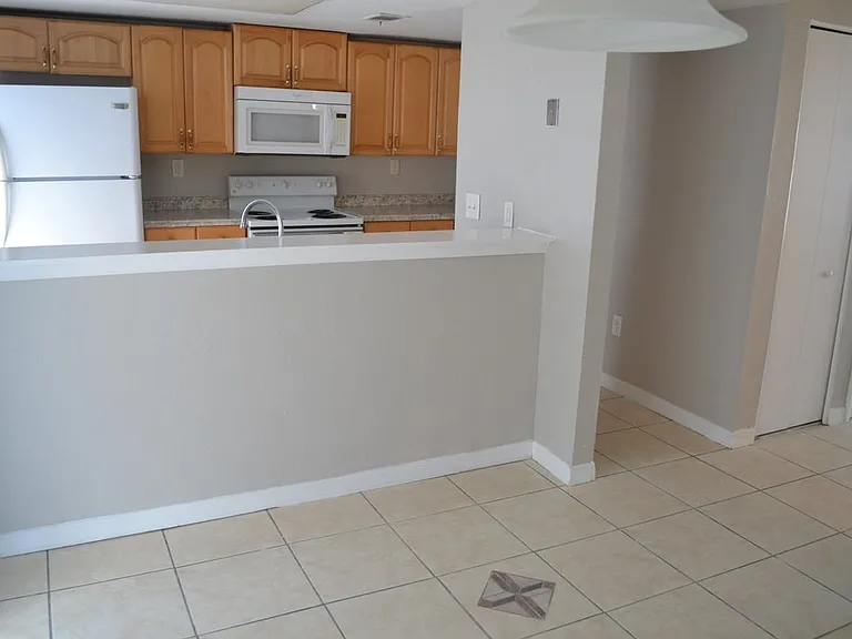 2000 Ludlow Ln #2801 — Photo 1