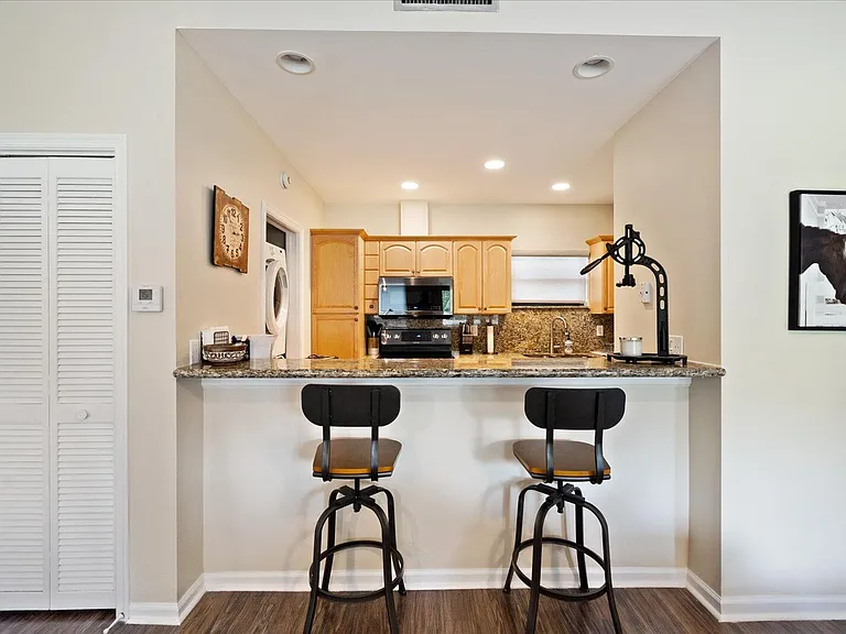 11863 Wimbledon Cir #538 — Photo 7
