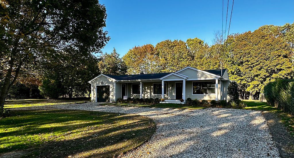 1625 Deep Hole Dr - Property Image