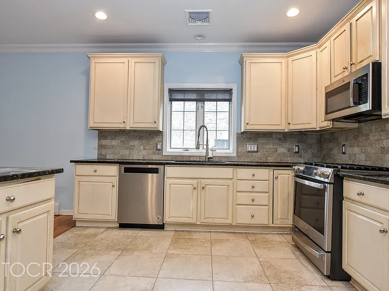 15 Sherbrooke Ct — Photo 19