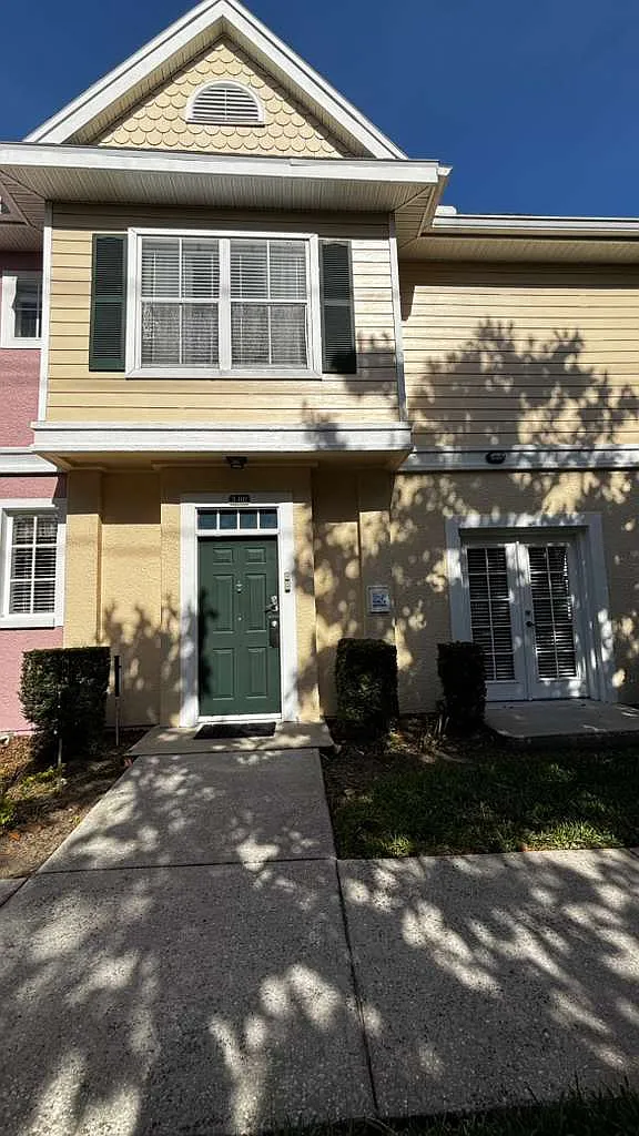 4 bed, 1470 sqft, $1,950 — Photo 1