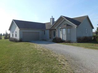 9344 Linwood Rd, Bowling Green, OH 43402