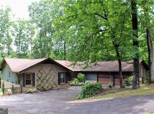 1310 Larkview Dr SW, Lilburn, GA 30047