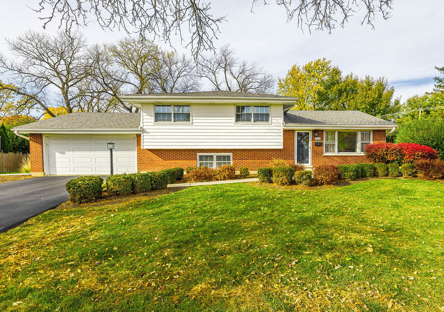 5518 Wilcox Ave, Downers Grove, IL 60516 | Zillow