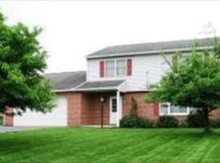 3350 Rothsville Rd, Akron, PA 17501