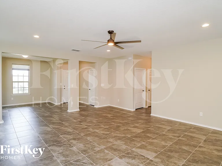 7531 Harvest Bay — Photo 4