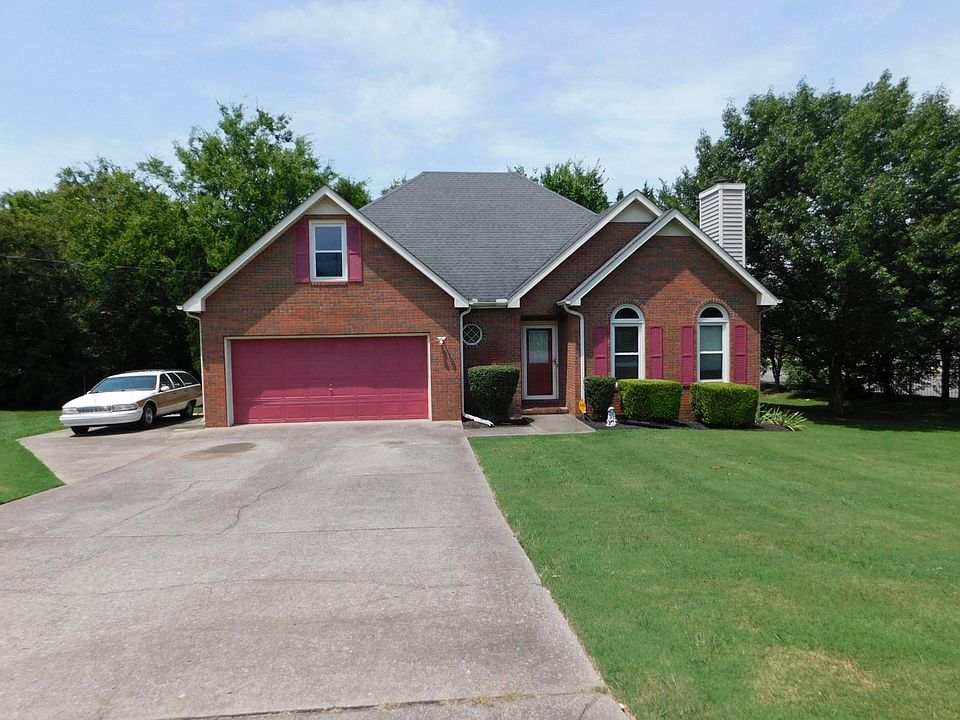 1st image of 100 Saint Michaels Ln