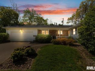 1224 34th Avenue Ct, Rock Island, IL