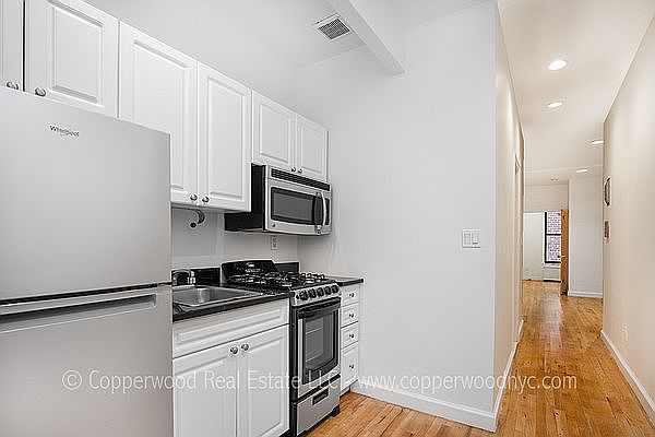 1st image of 1590 1st Ave APT 2A