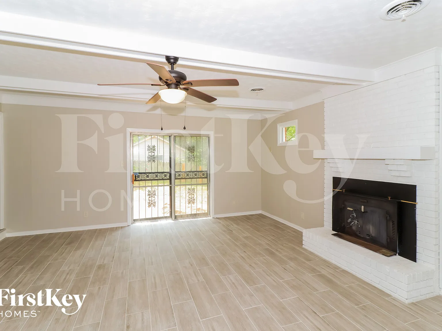 3 bed, 1.5 bath, 1414 sqft, $1,750 — Photo 4