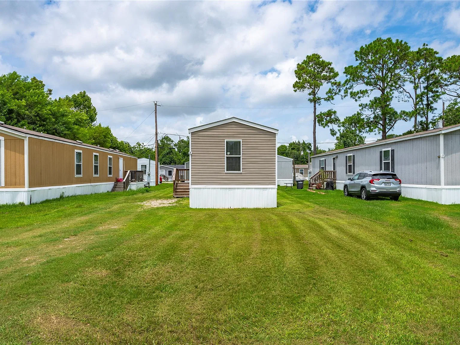 3 bed, 2.0 bath, 924 sqft, $1,500 — Photo 3