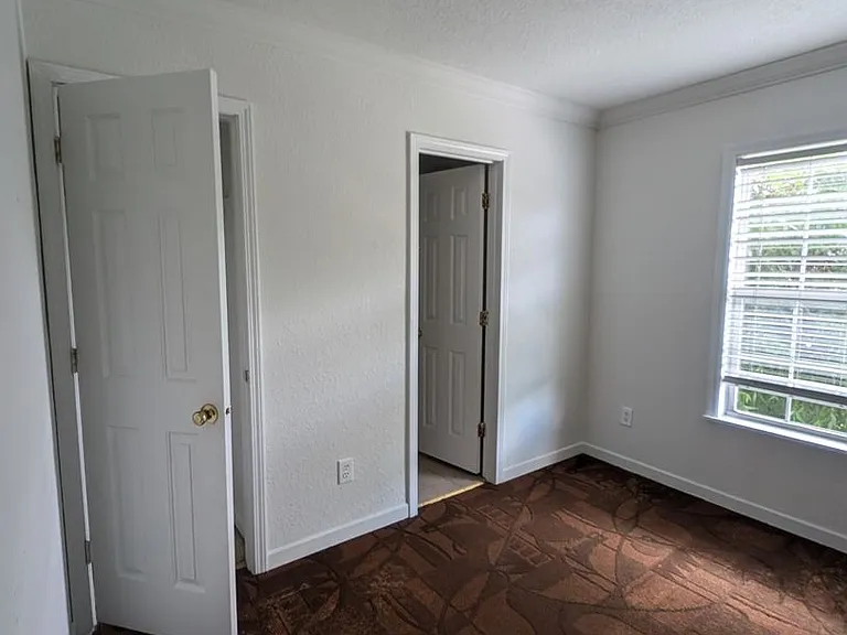 114 Cedar St — Photo 27