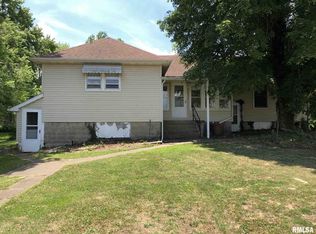 19185 Crab Orchard Rd, Marion, IL 62959