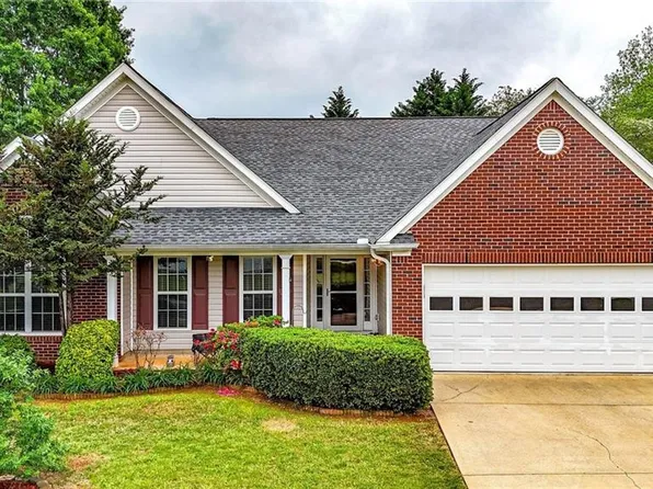 103 Mount Laurel Dr, Dallas, GA 30132
