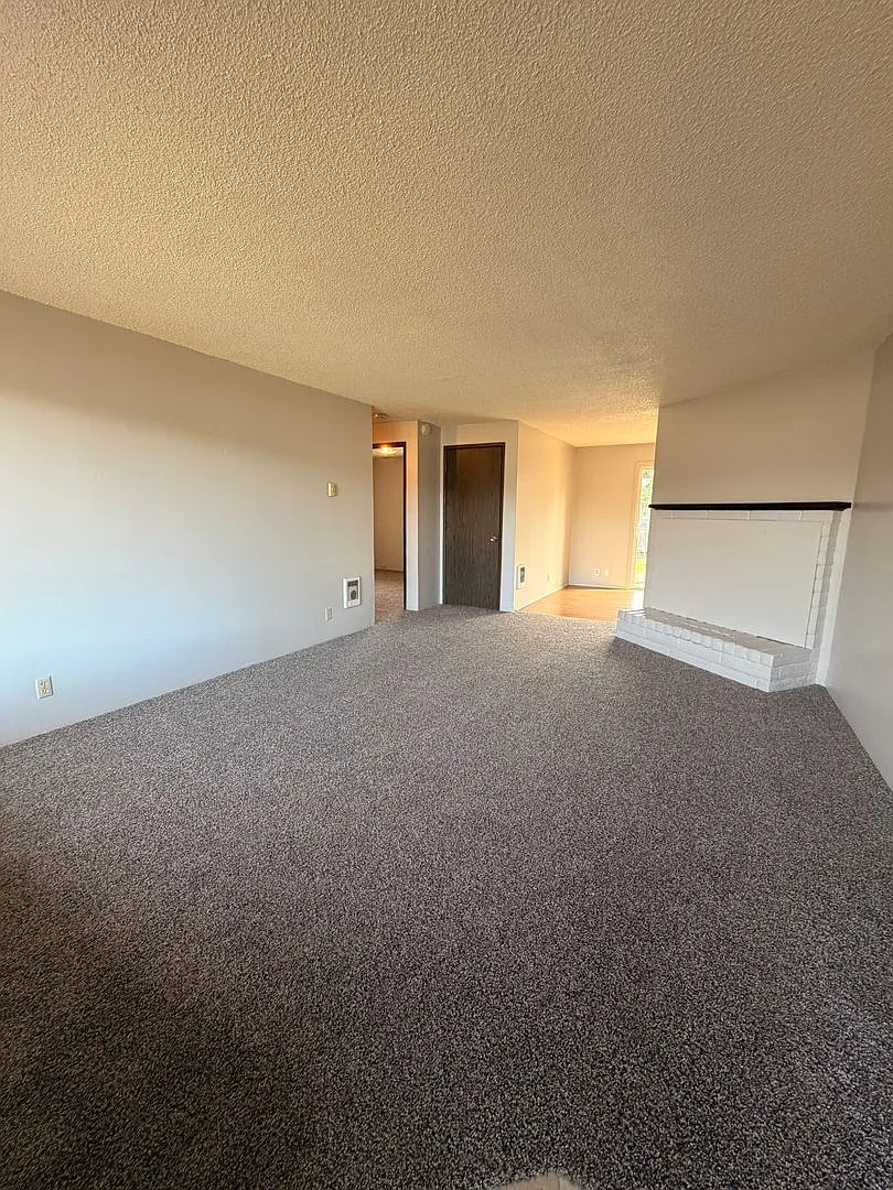 Building Photo - 4839 Elderberry Loop