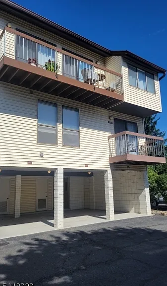 3102 Revere Ct — Photo 1