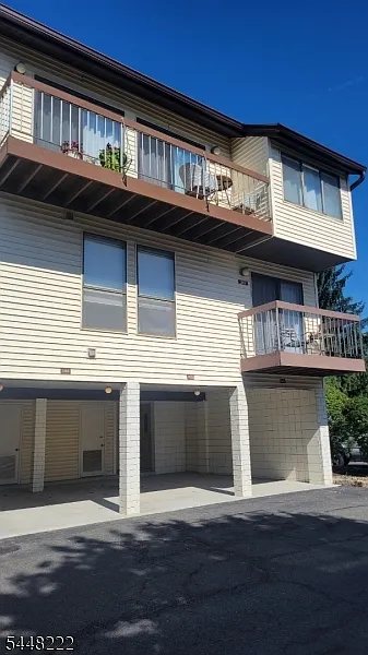 3102 Revere Ct