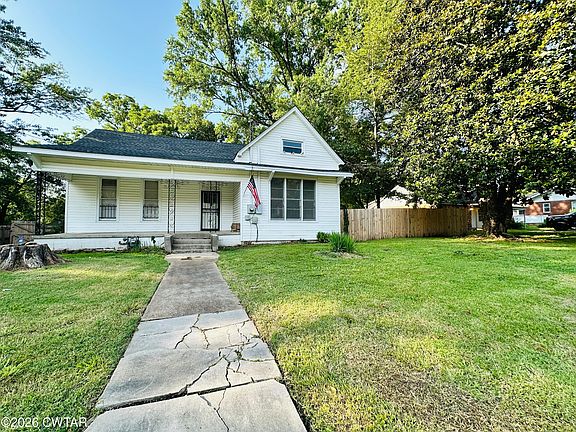 3rd image of 113 E Forest Ave