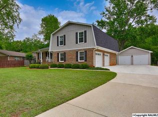 13003 Camelot Dr SE, Huntsville, AL 35803