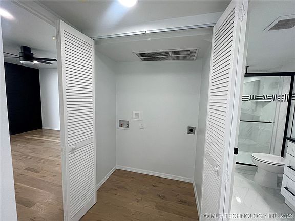 5th image of 1502 S Boulder Ave Suite 21C