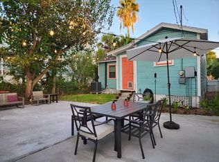 1422 Market St, Galveston, TX 77550