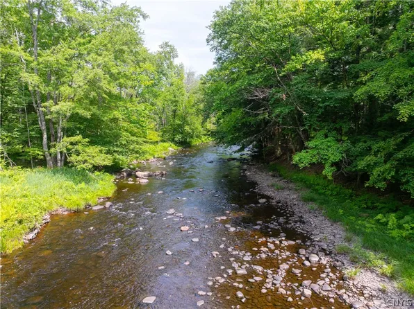 Voorhees Rd, Dolgeville, NY 13329