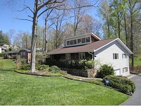 1st image of 105 Dogwood Ln