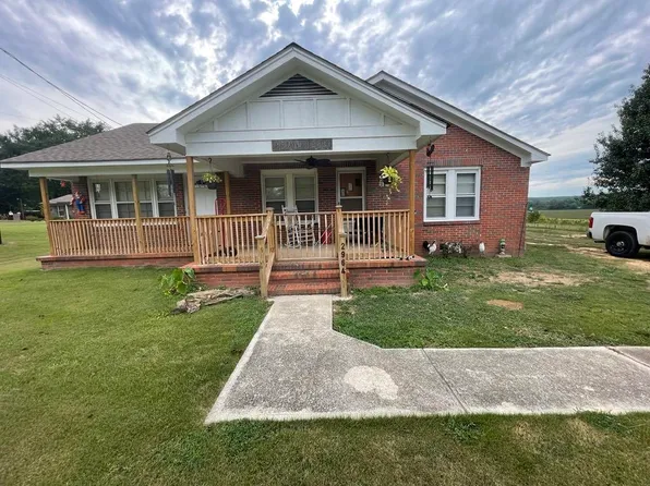 2964 Military St S, Hamilton, AL 35570