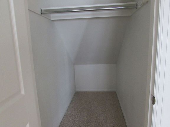 5th image of 2459 Theresea Ln