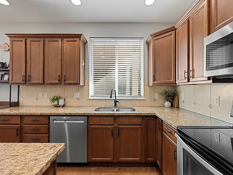 15512 Chad Dr SE — Photo 7