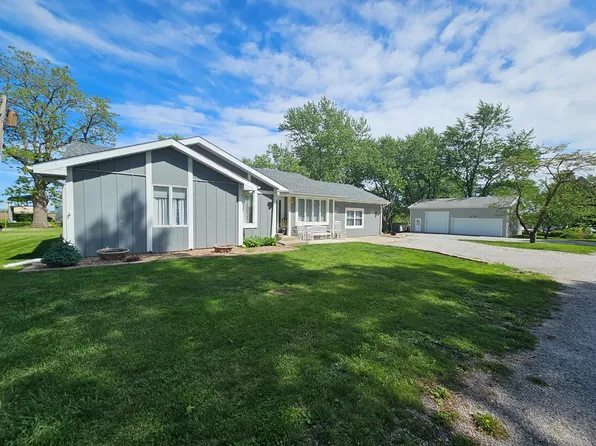 401 S Dudley St, Hamilton, MO 64644