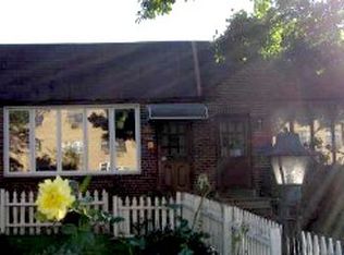 1806 Evarts St, Philadelphia, PA 19152