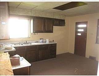 2nd image of 114 15th St
