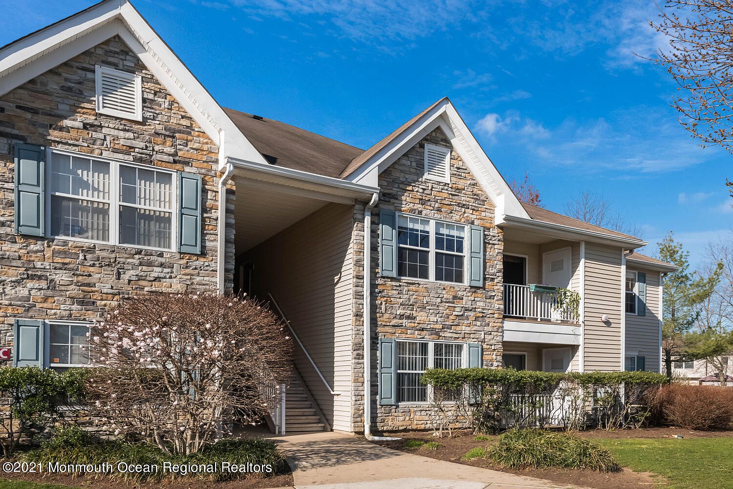 306 Wedgewood Circle, Belford, NJ 07718 Zillow