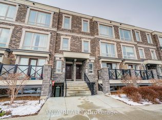 55 Lindcrest Mnr #1007, Markham, ON L6B 1N3