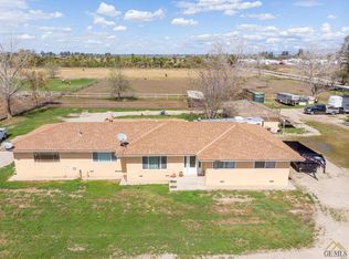 556 W Shafter Rd, Bakersfield, CA 93307