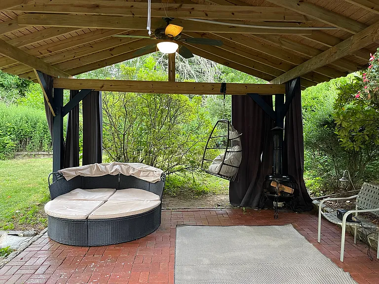 570 Bedford Rd — Photo 14