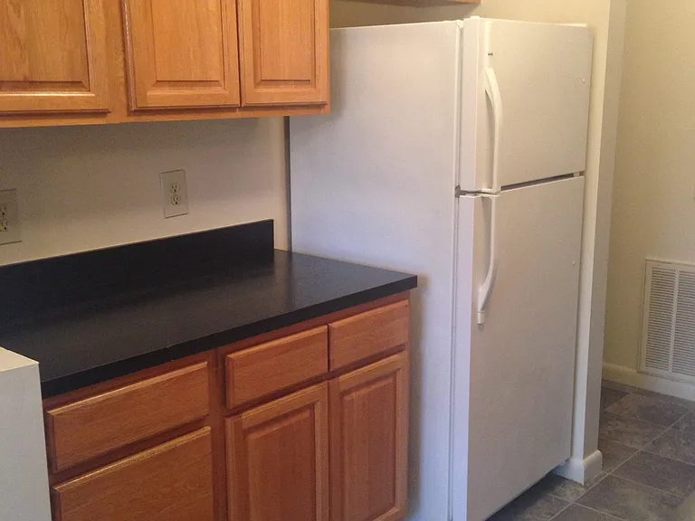 Autumn Ridge Apartments — Photo 42