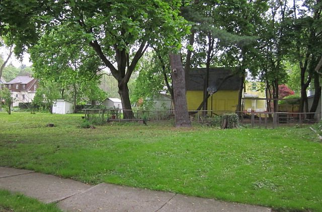 1st image of 216 W 13th St