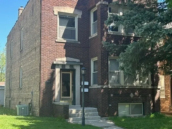 2510 Walnut St, Blue Island, IL 60406