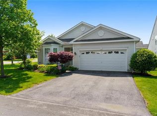 1814 Alexander Dr, Macungie, PA 18062