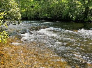 1341 Water Gauge Rd, Franklin, NC 28734