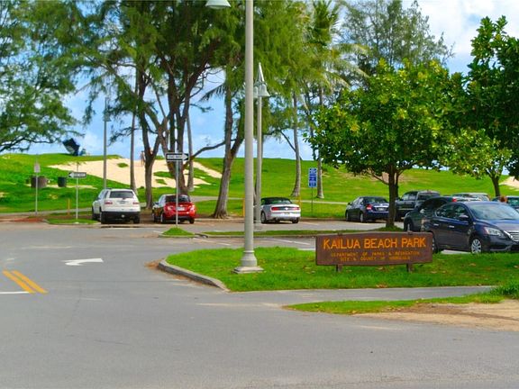 2nd image of 419 Kawailoa Rd #C