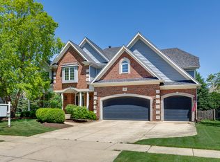 3976 Bluejay Ln, Naperville, IL 60564