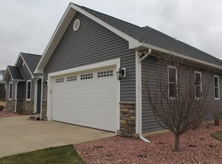 165 Jeremy St, Constantine, MI 49042